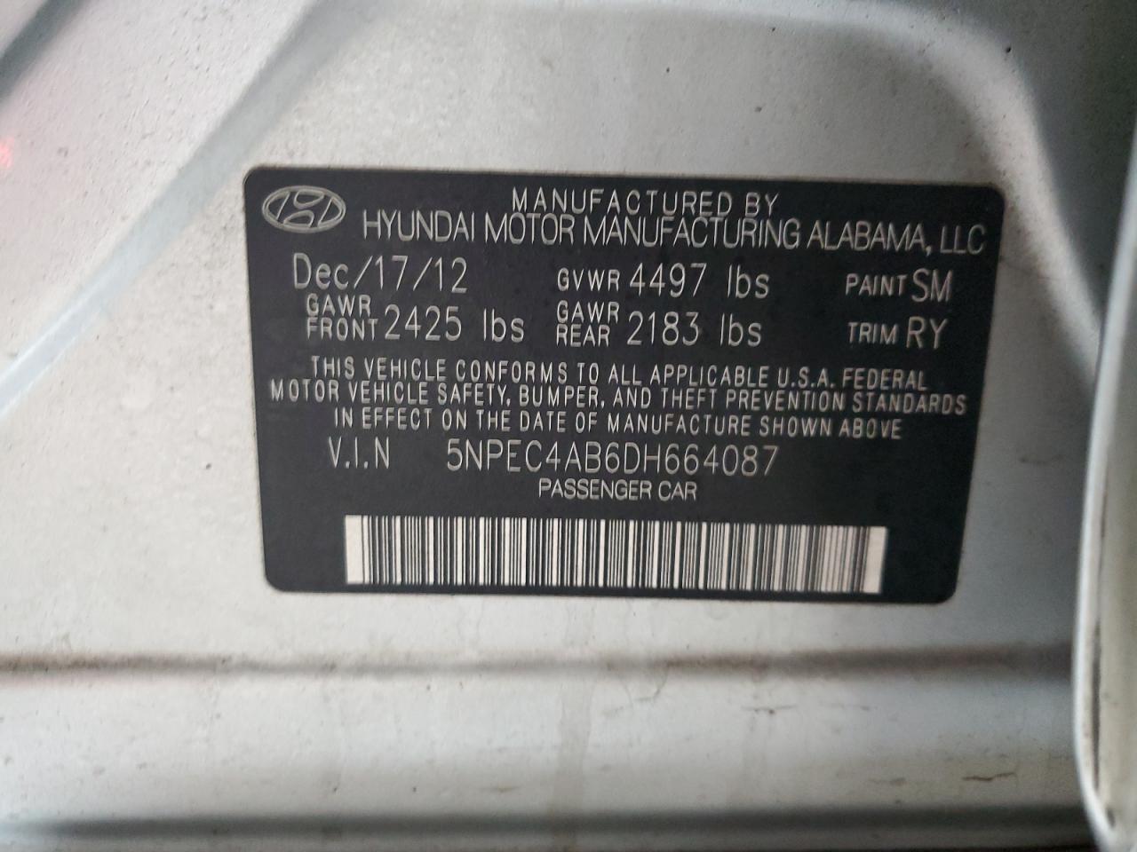 2013 Hyundai Sonata - Image 13