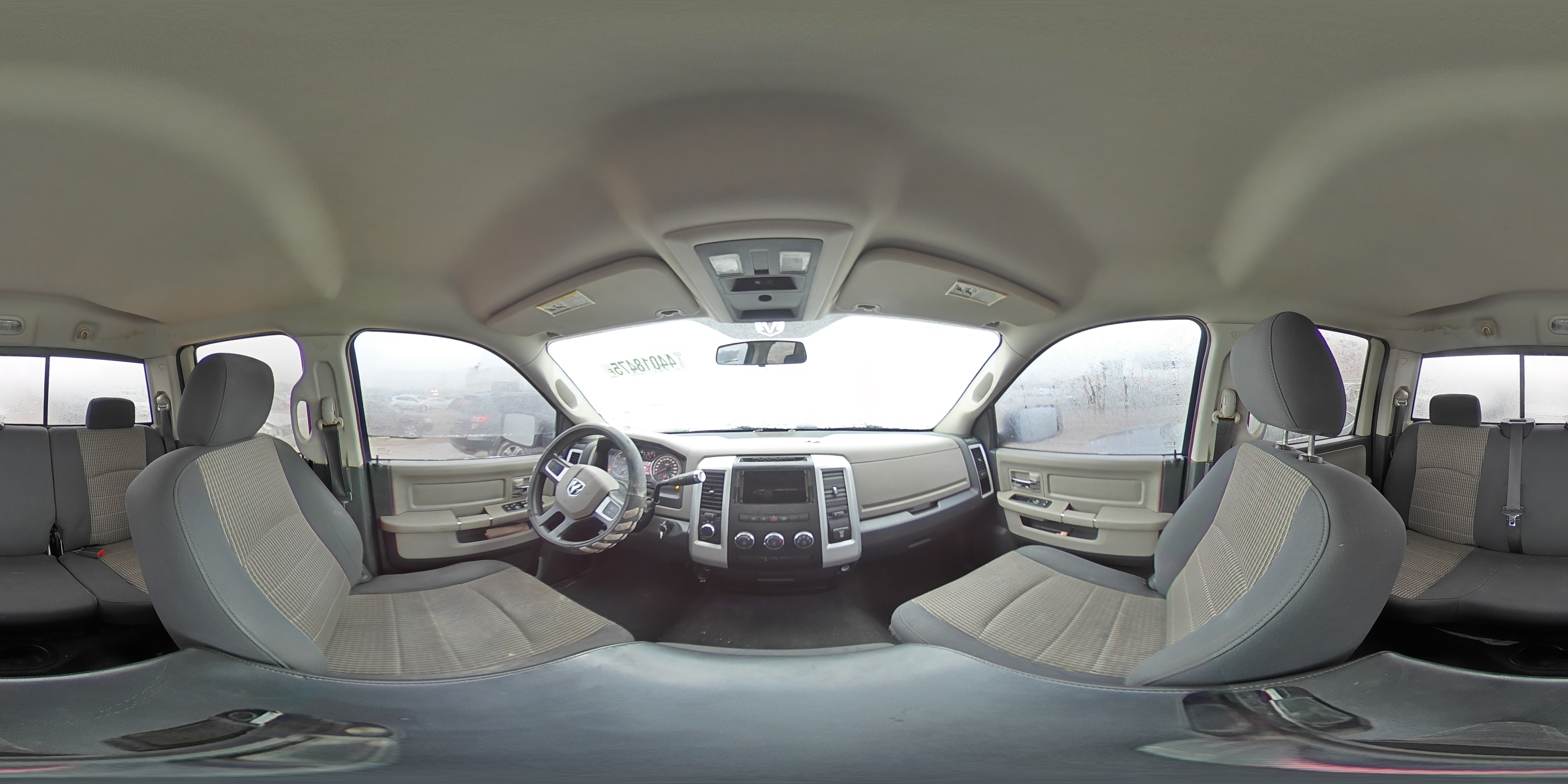 2010 Dodge RAM - Image 12