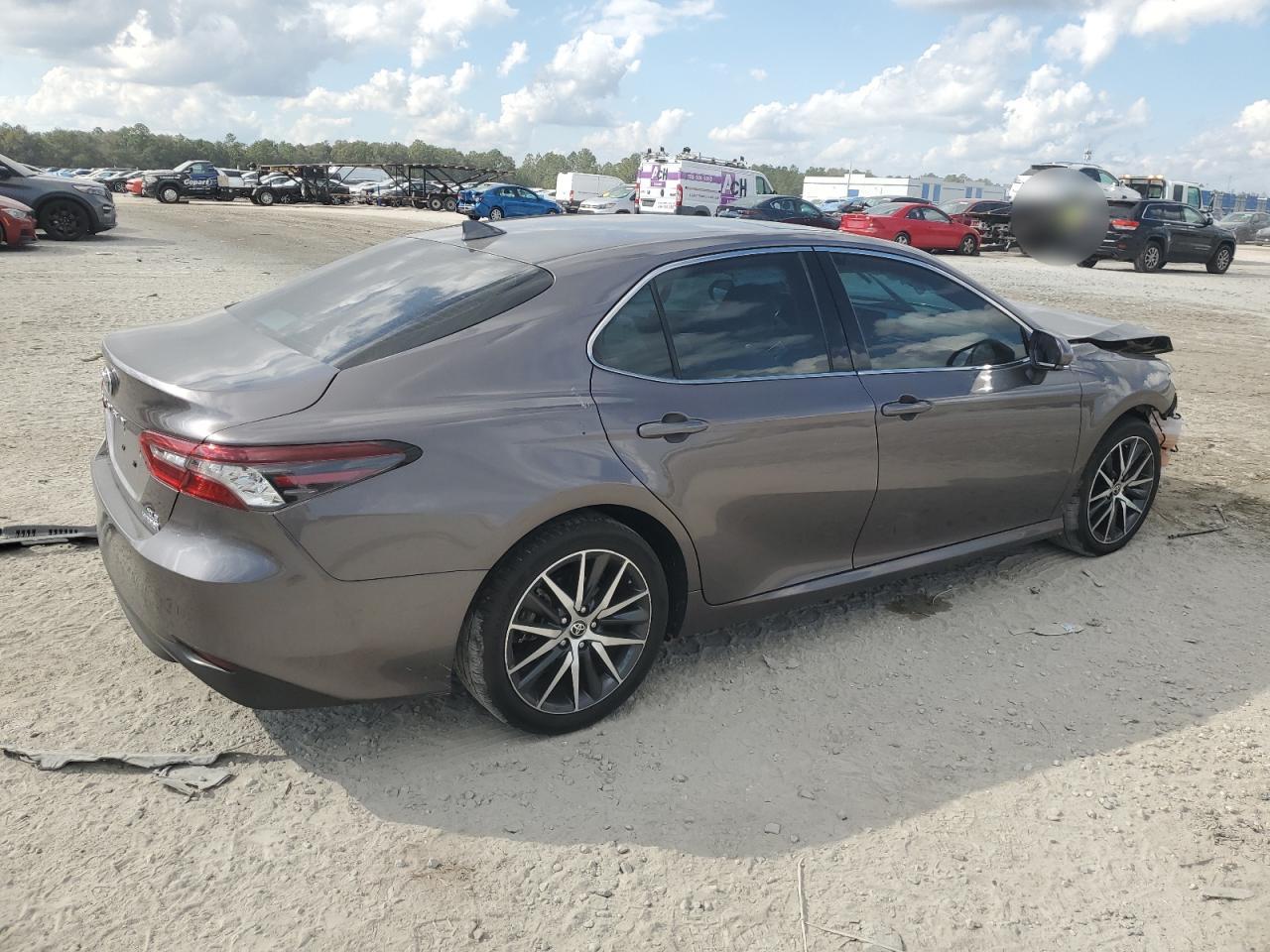 2022 Toyota Camry - Image 3