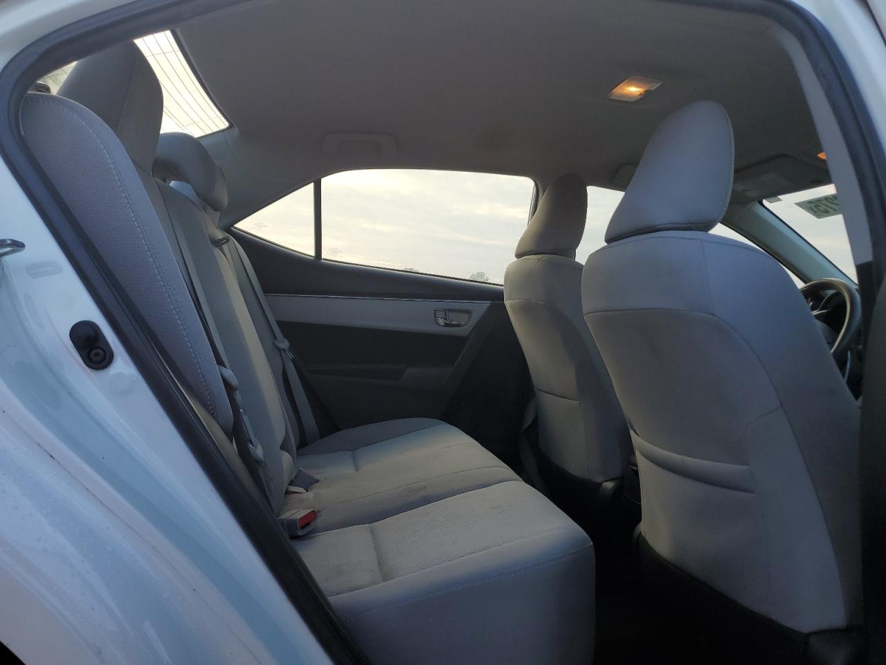 2015 Toyota Corolla - Image 10