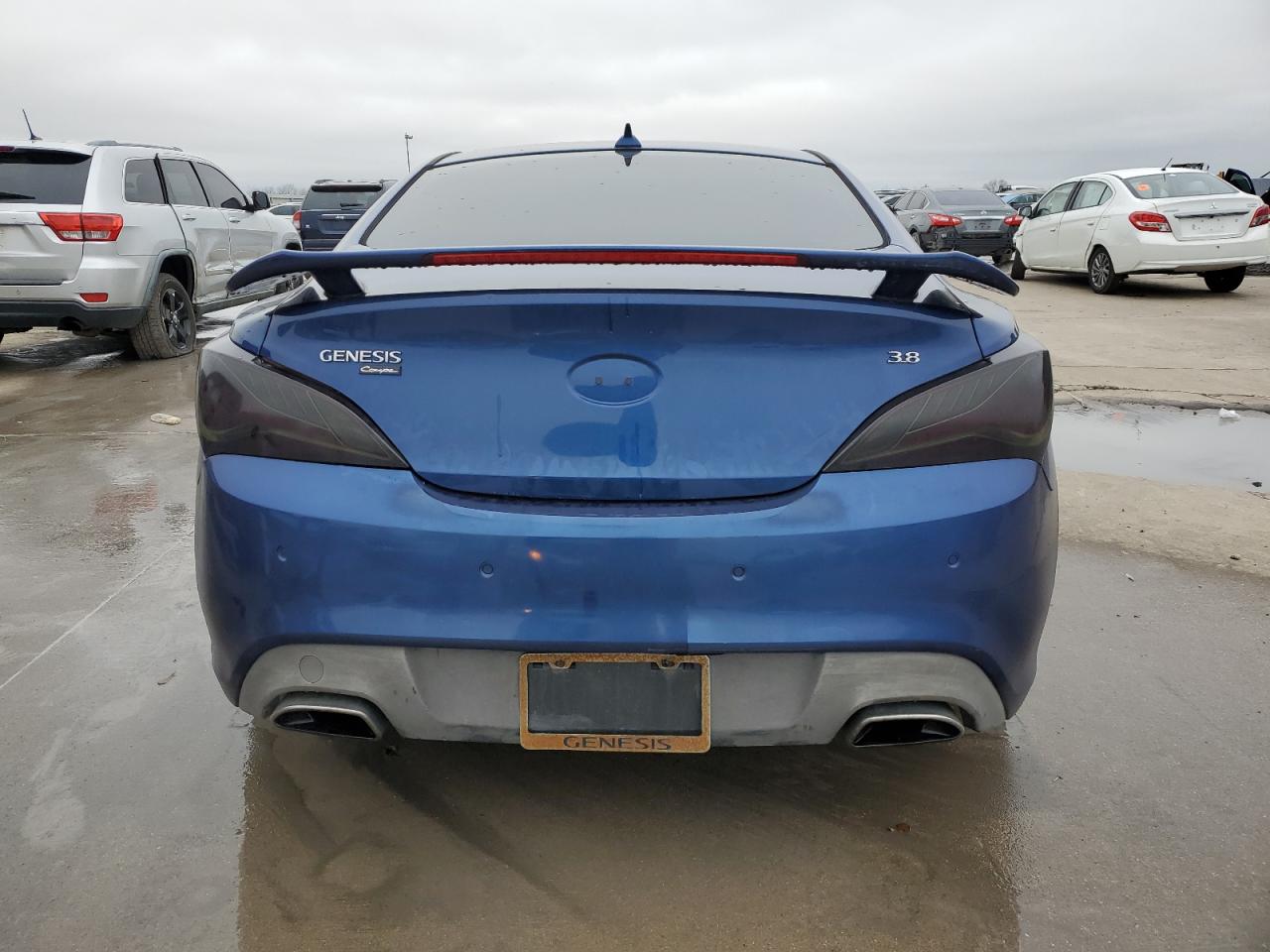 2015 Hyundai Genesis - Image 6