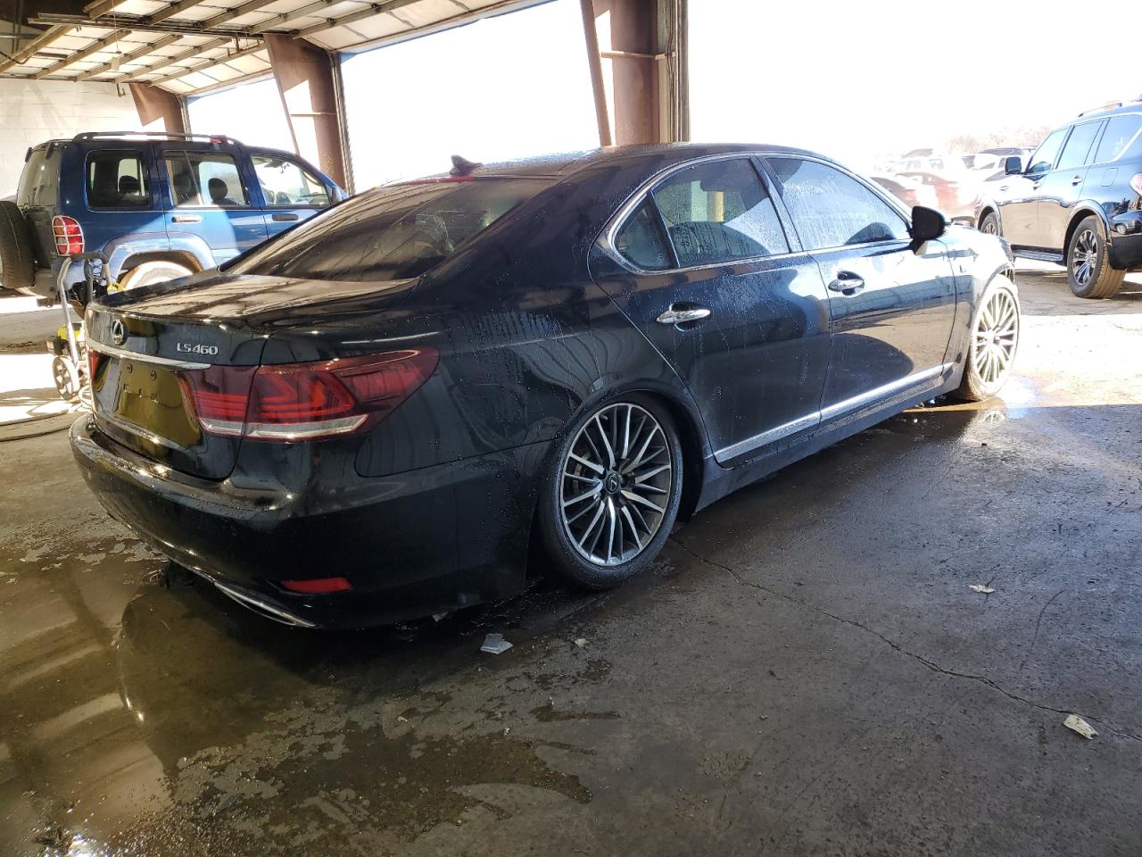 2013 Lexus LS - Image 3