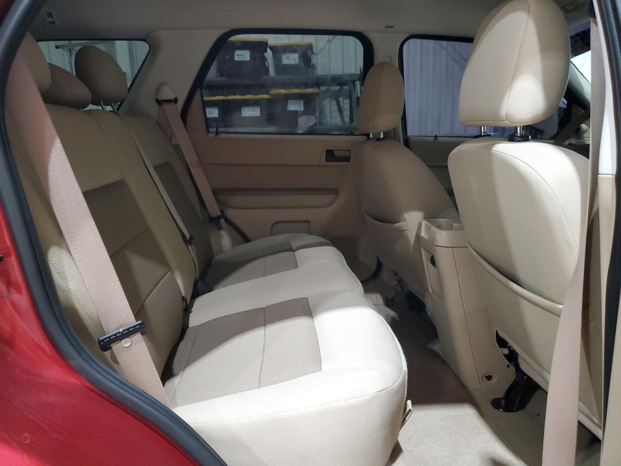 2008 Ford Escape - Image 10