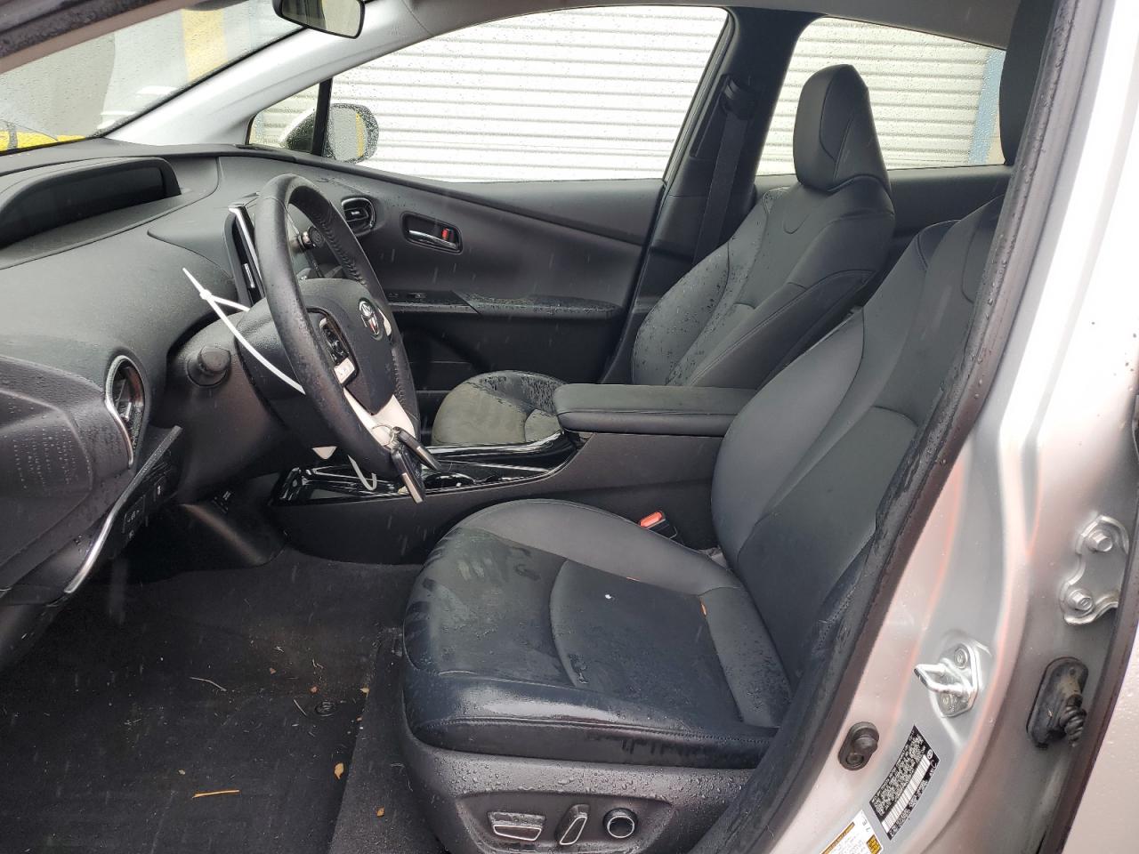 2017 Toyota Prius - Image 7