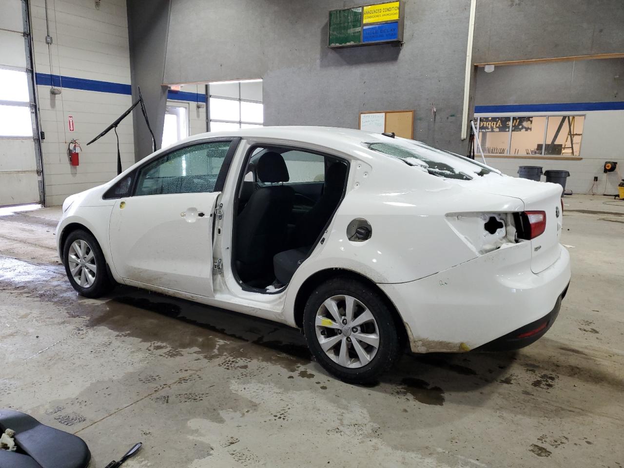 2013 Kia Rio - Image 2