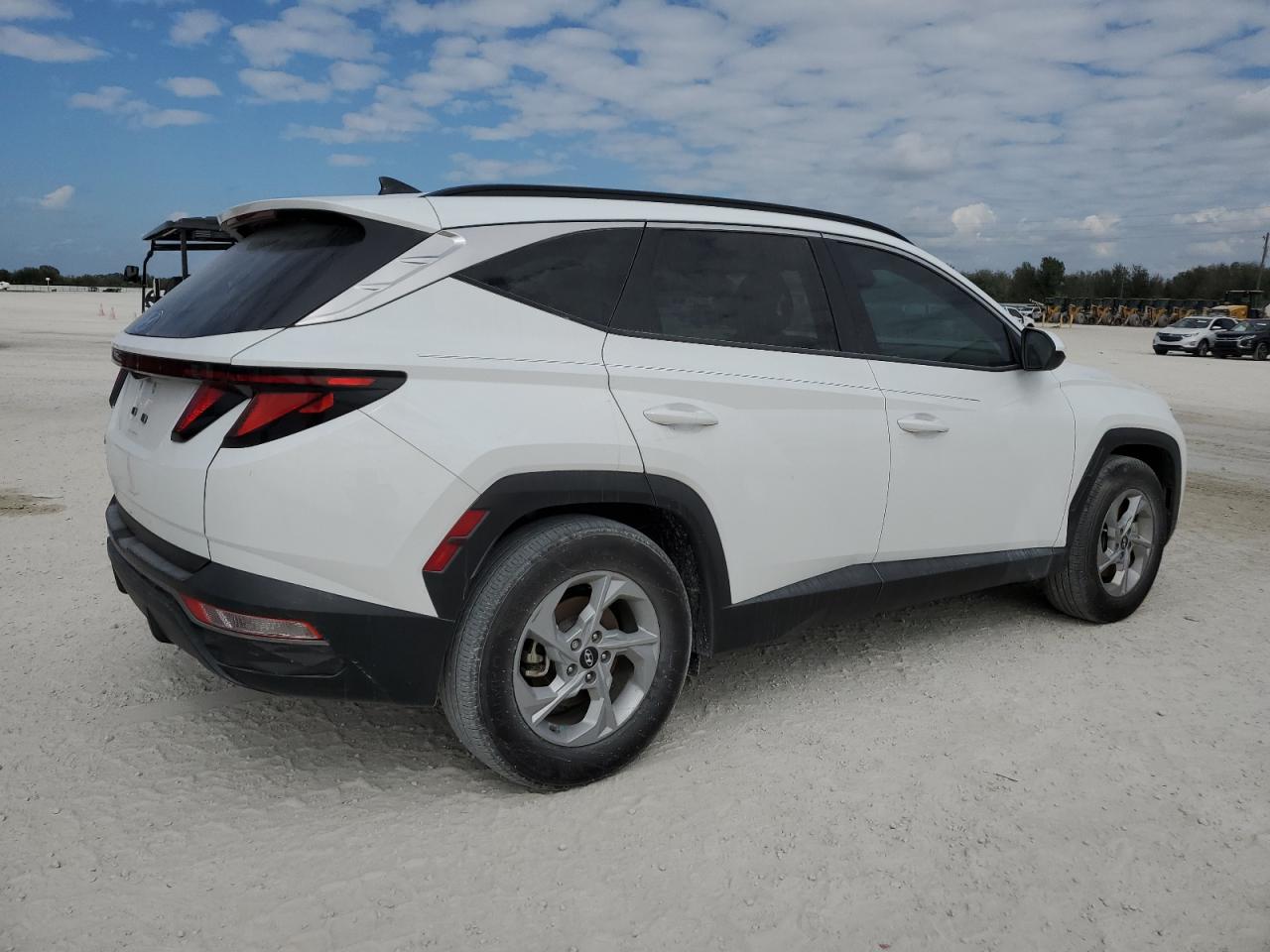 2024 Hyundai Tucson - Image 3