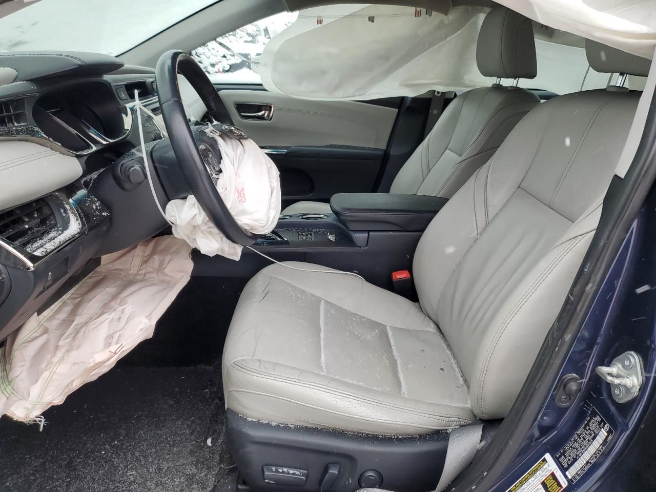 2014 Toyota Avalon - Image 7