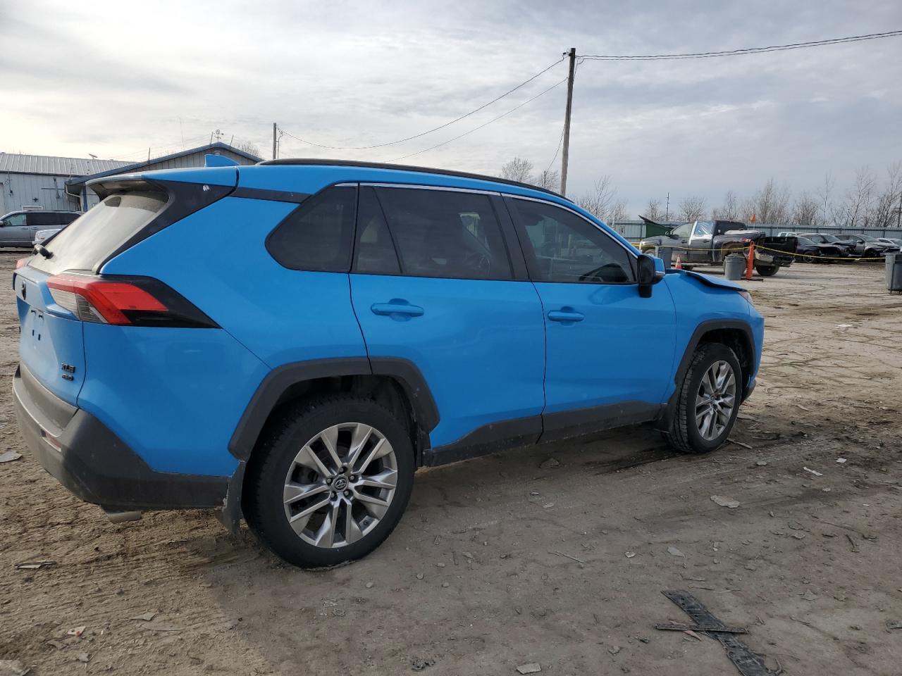 2019 Toyota RAV 4 - Image 3