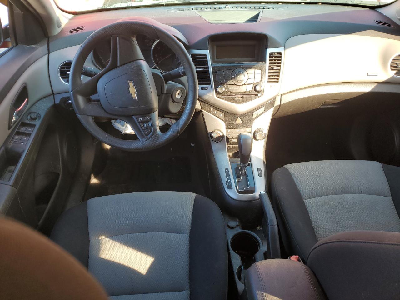 2014 Chevrolet Cruze - Image 8