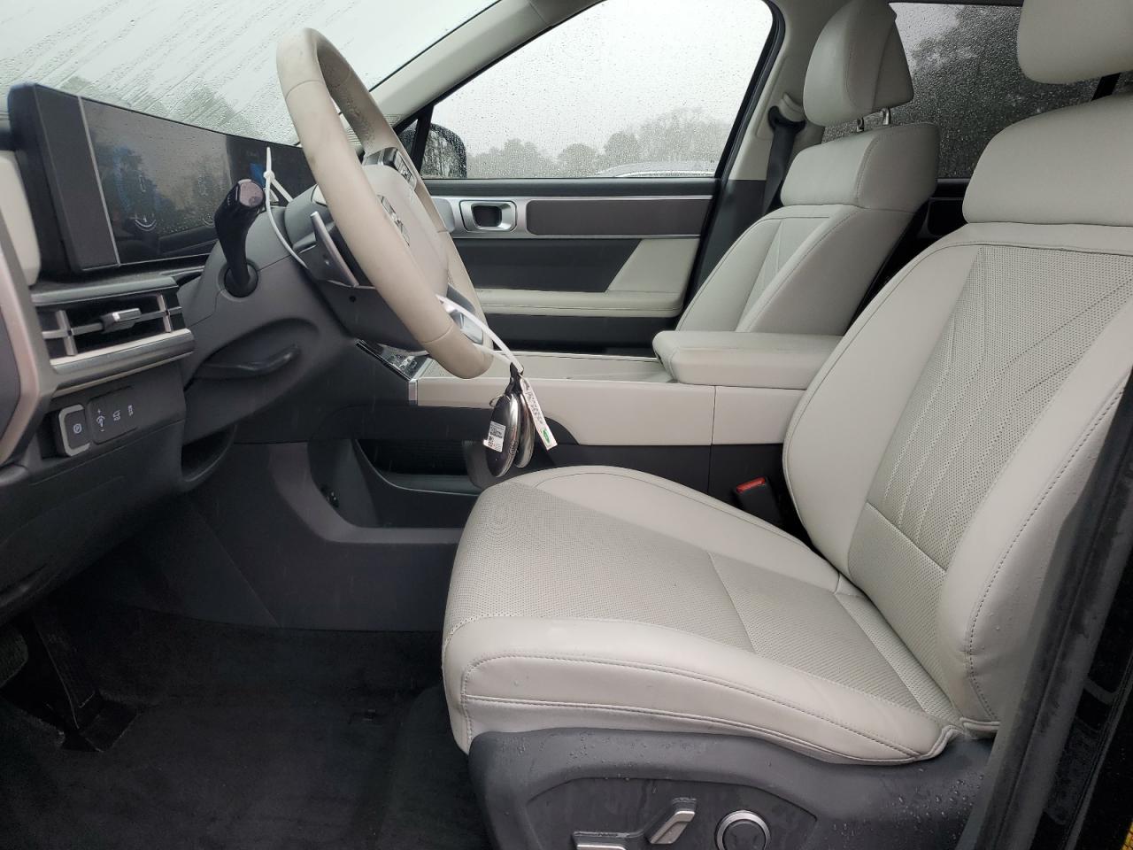 2024 Hyundai Santa Fe - Image 7