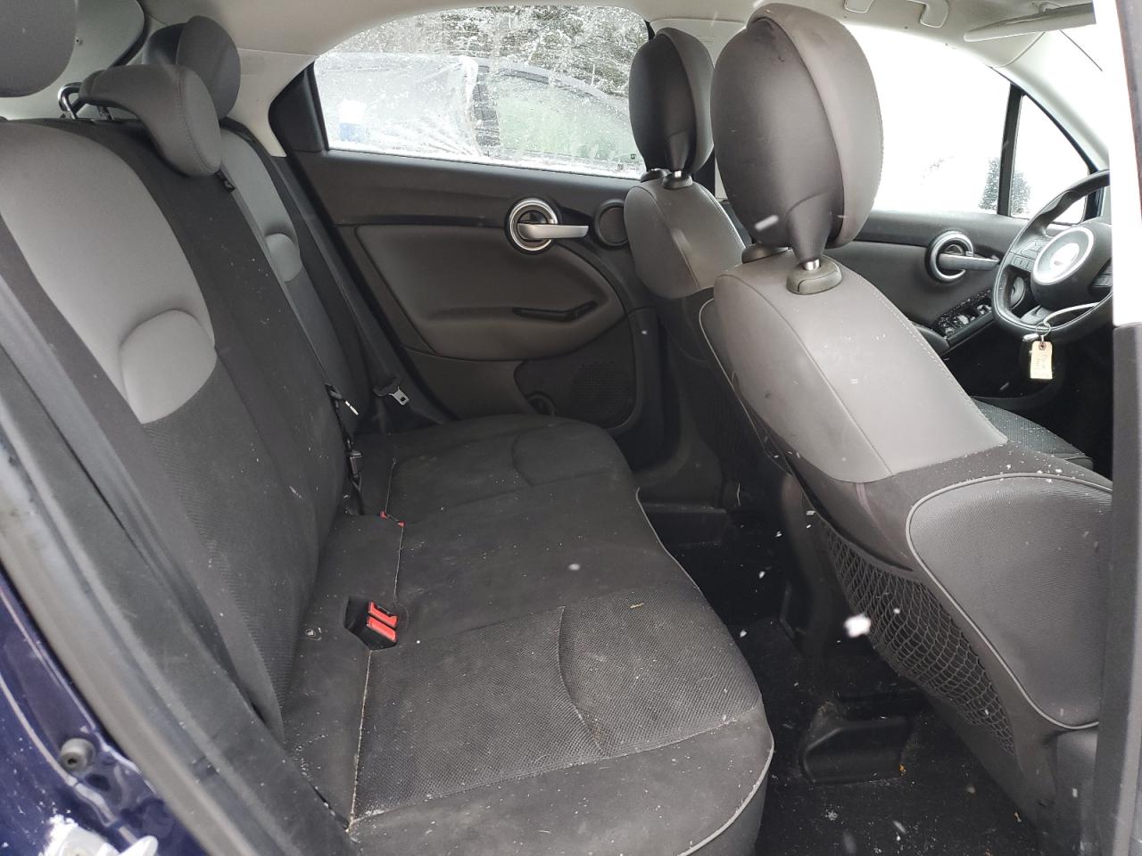 2016 Fiat 500 - Image 10