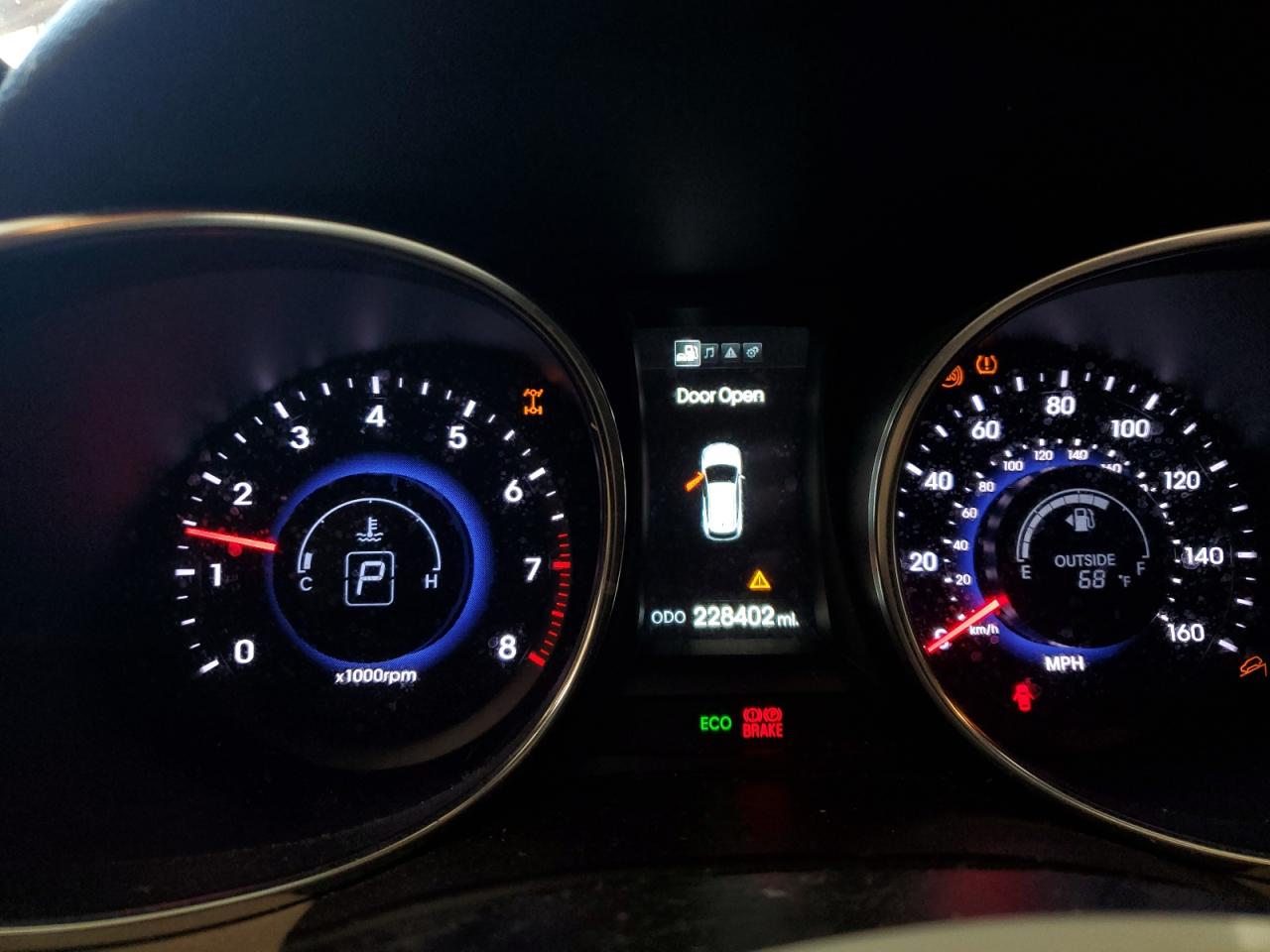 2013 Hyundai Santa Fe - Image 9
