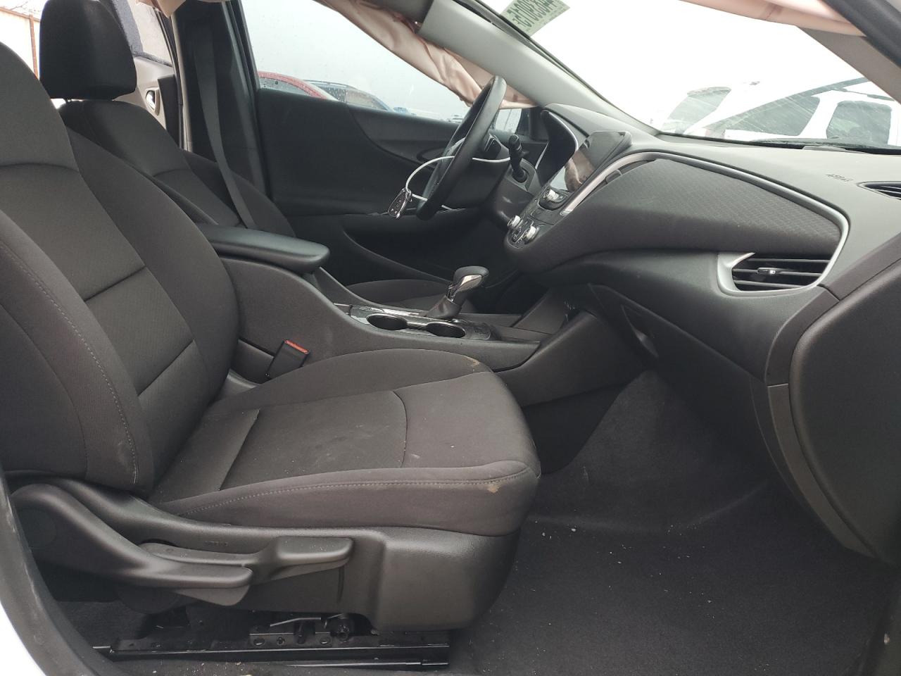 2023 Chevrolet Malibu - Image 7