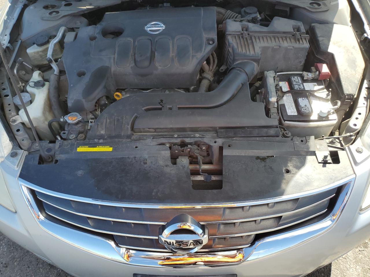 2012 Nissan Altima - Image 11