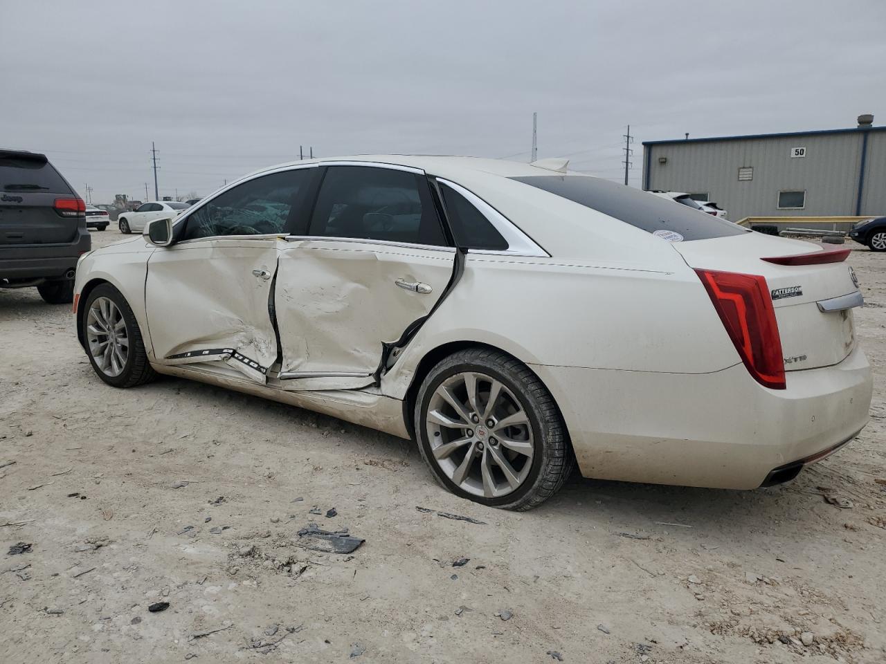 2015 Cadillac XTS - Image 2