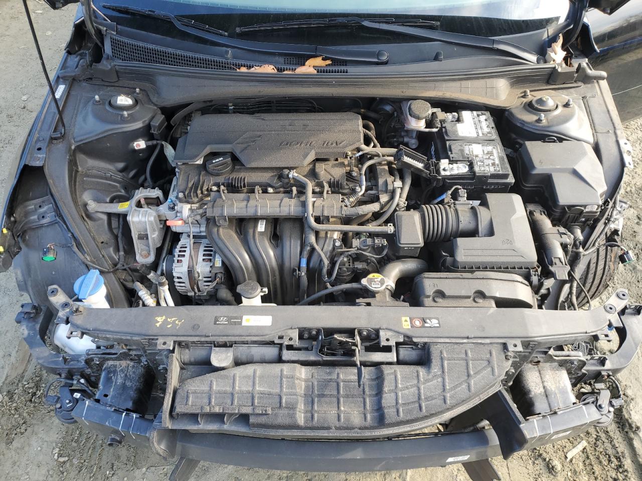 2021 Hyundai Elantra - Image 11