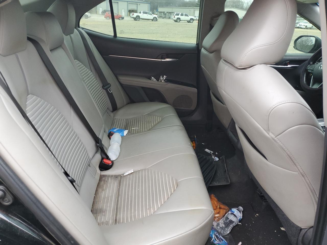 2019 Toyota Camry - Image 11