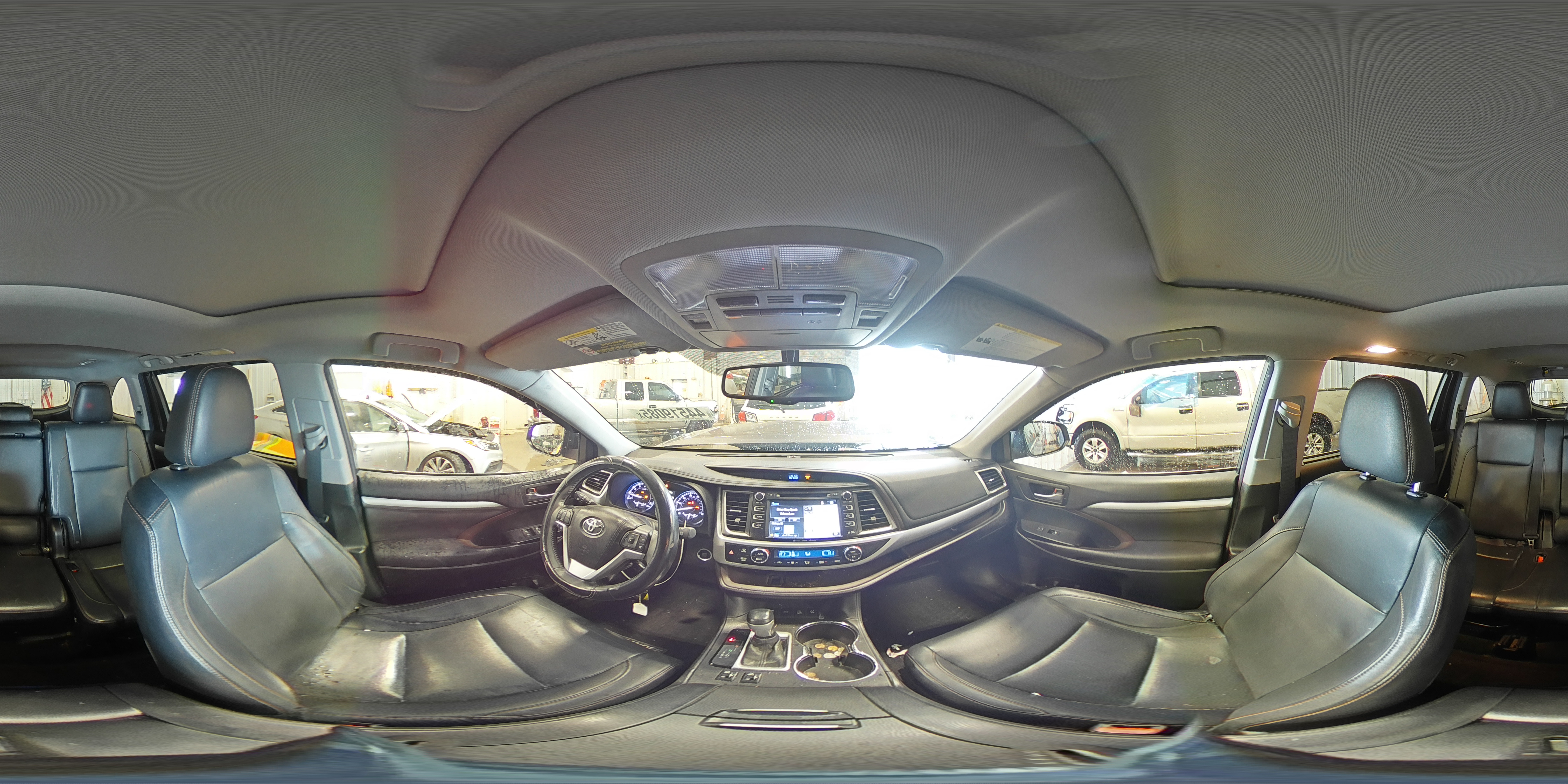 2016 Toyota Highlander - Image 15