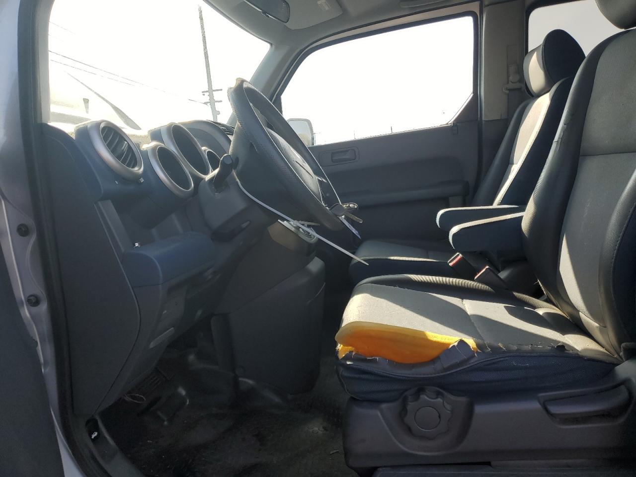 2004 Honda Element - Image 7