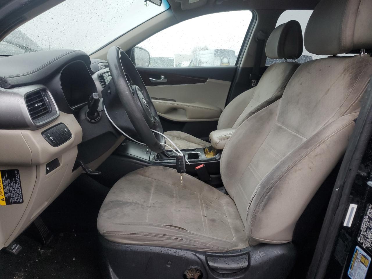 2016 Kia Sorento - Image 7