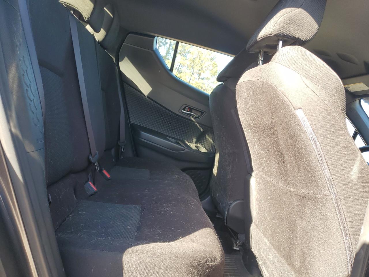 2019 Toyota C-HR - Image 11