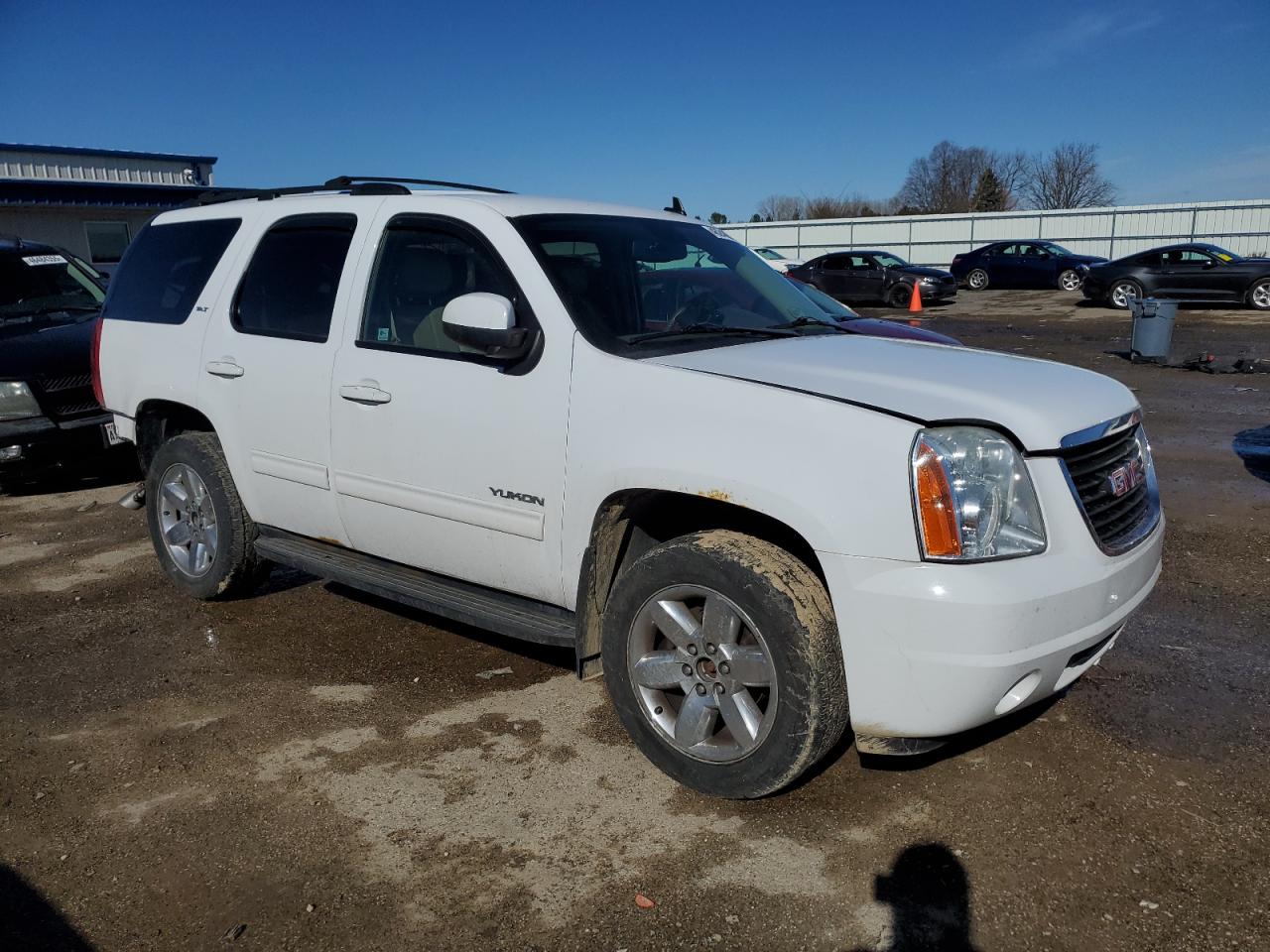 2011 GMC Yukon - Image 4