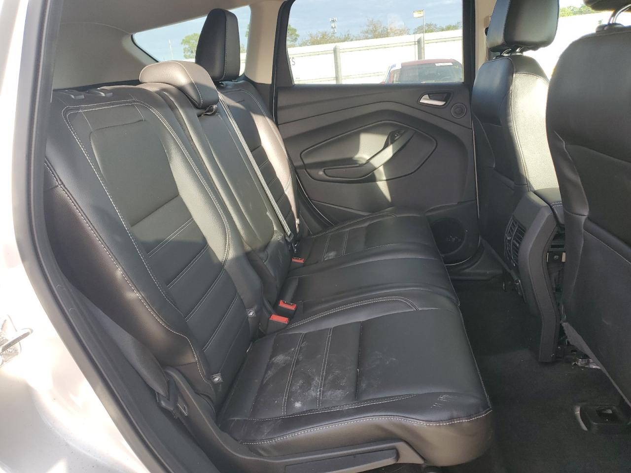 2017 Ford Escape - Image 11