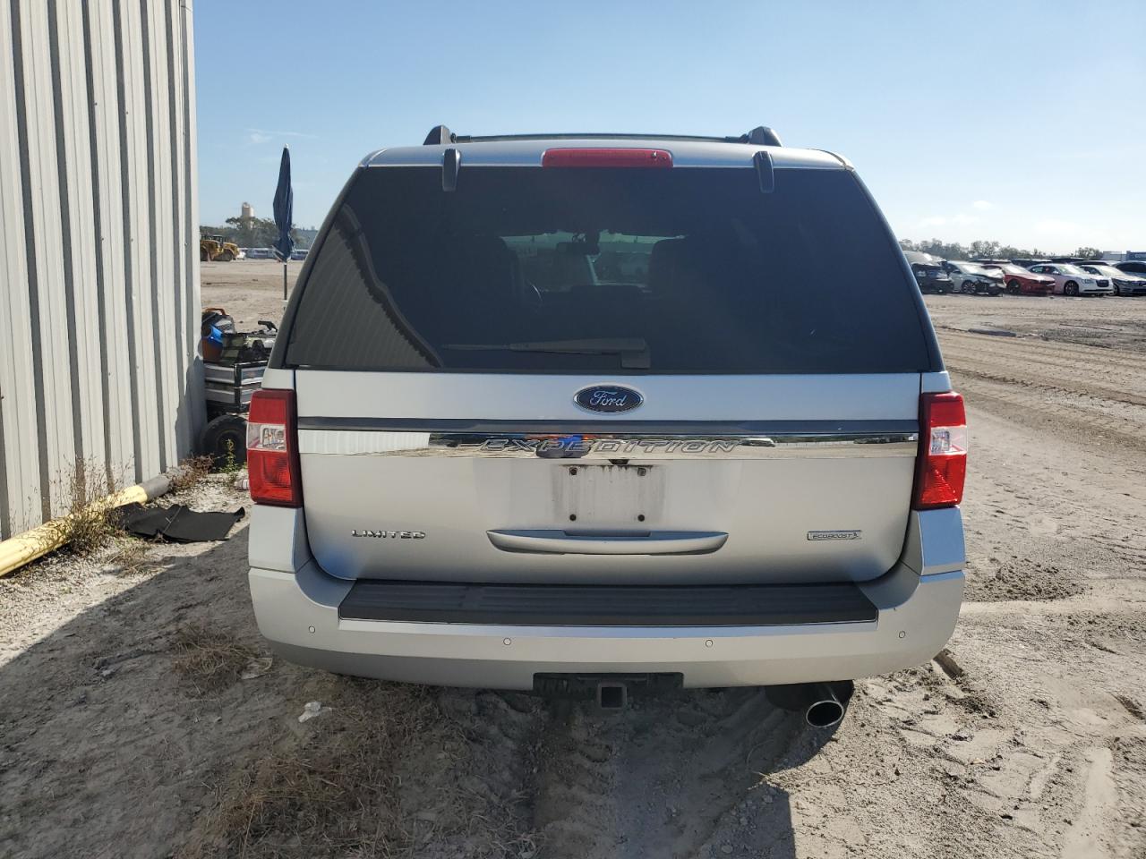 2016 Ford Expedition - Image 6