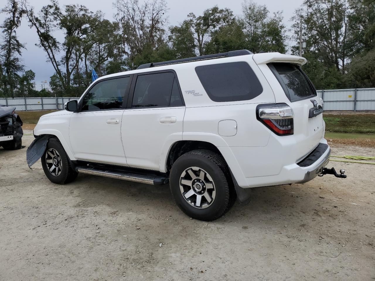 2019 Toyota 4Runner - Image 2