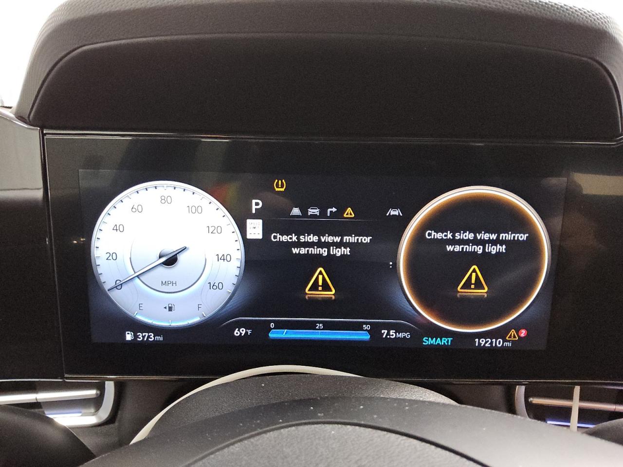 2024 Hyundai Elantra - Image 9