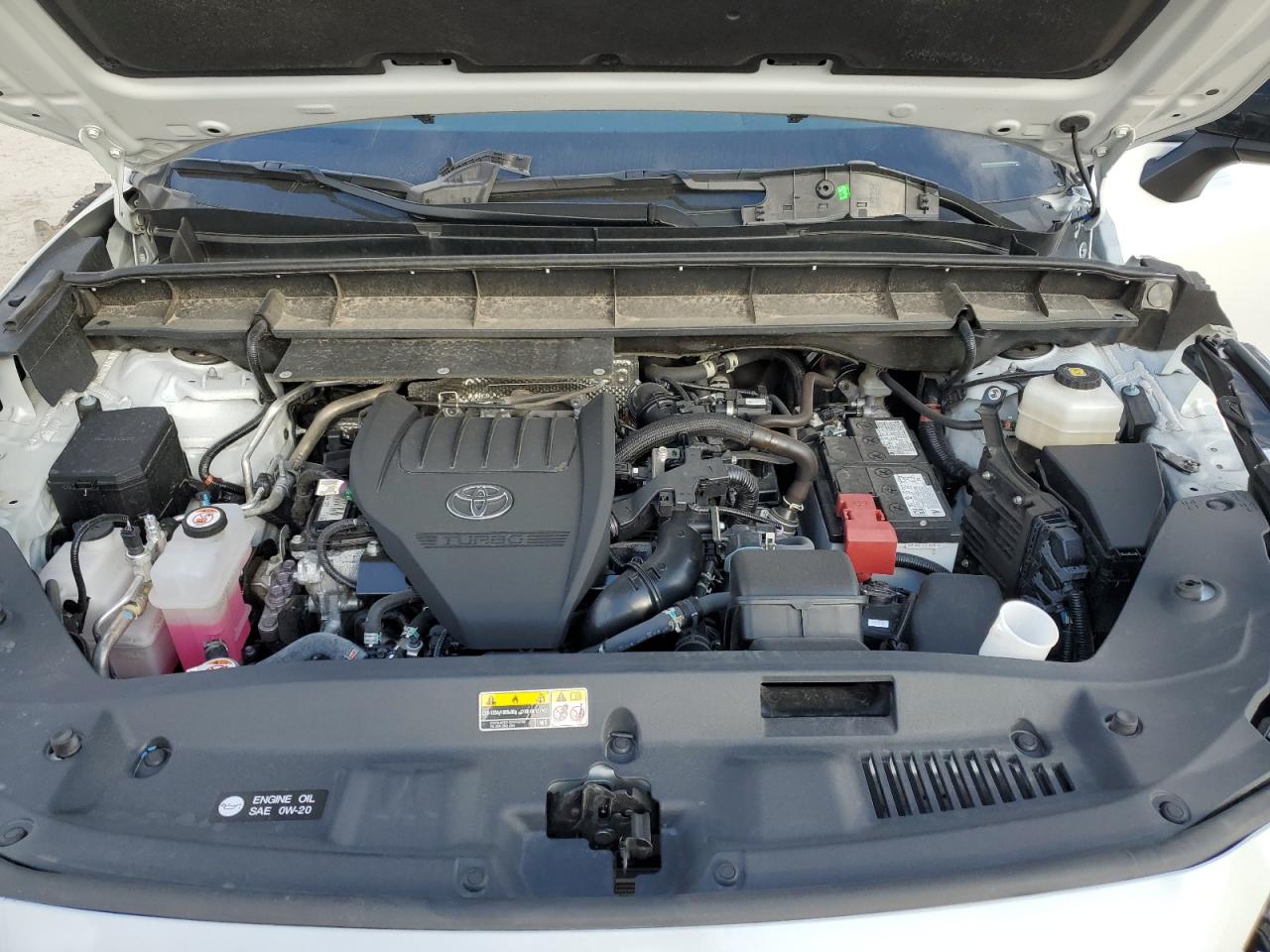 2024 Toyota Highlander - Image 12