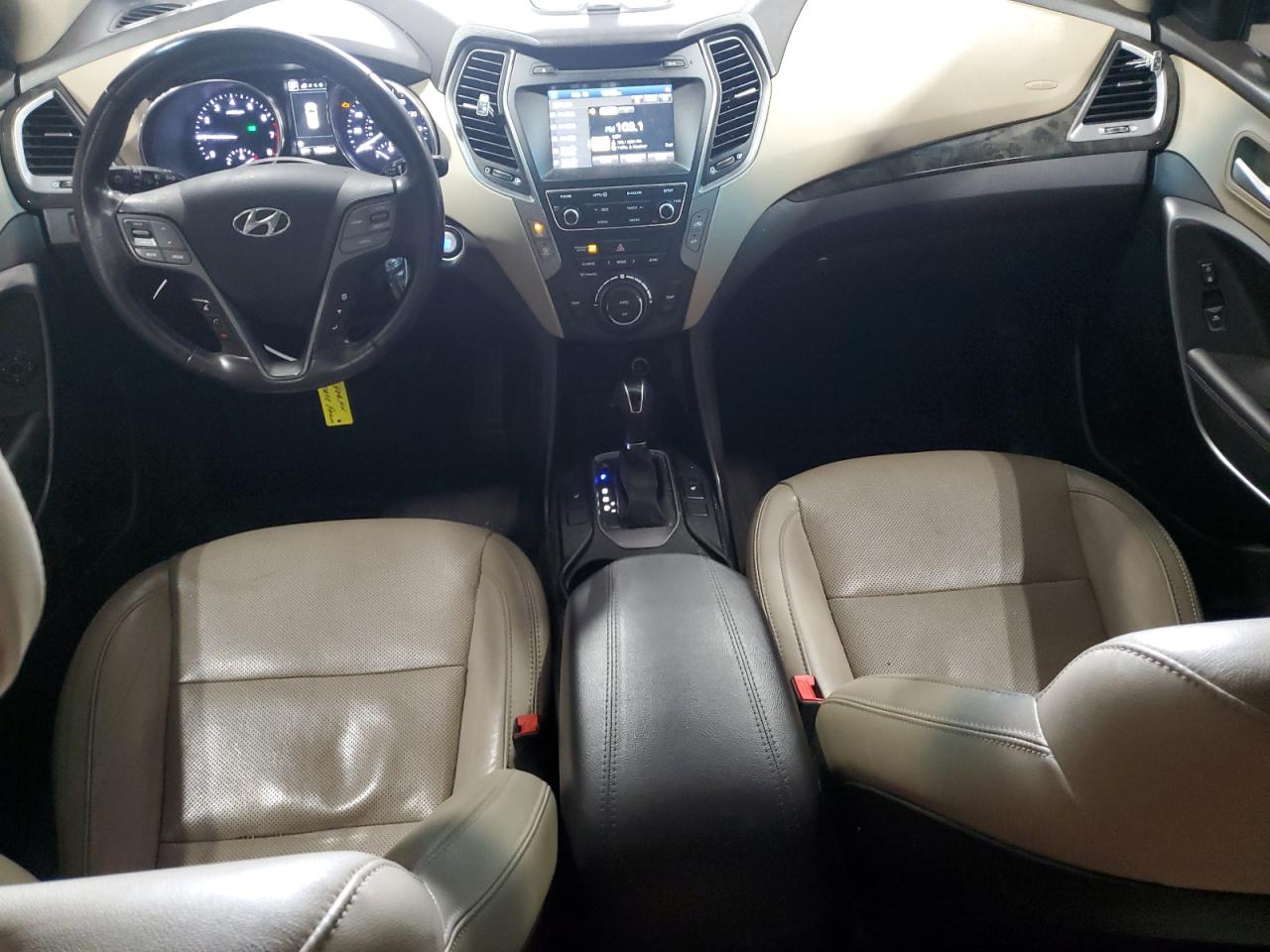 2017 Hyundai Santa Fe - Image 8