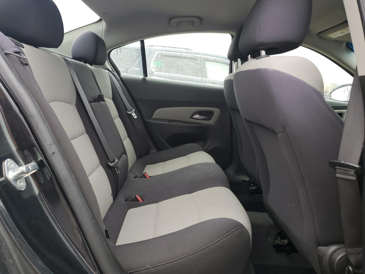 2012 Chevrolet Cruze - Image 10