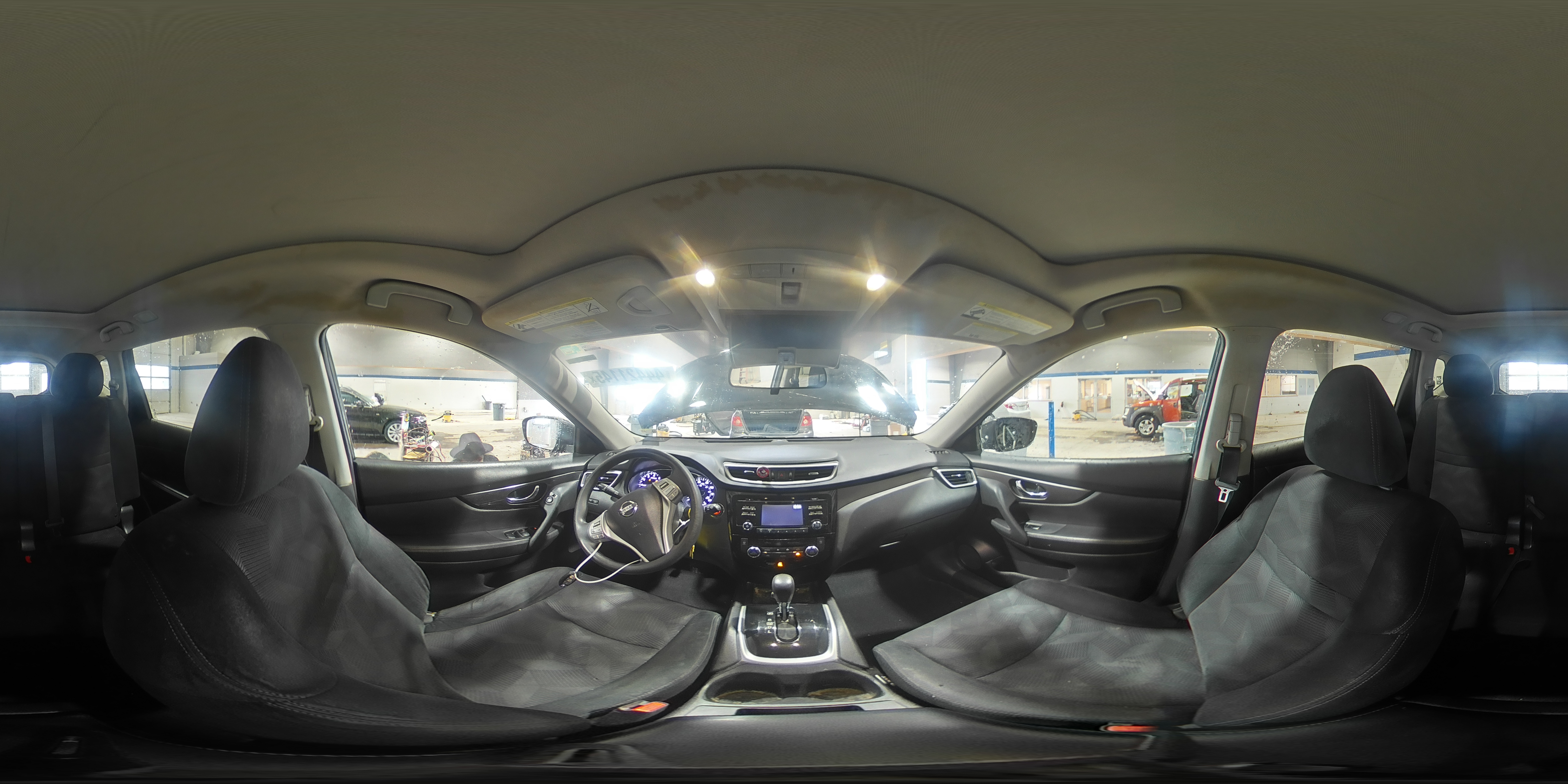 2015 Nissan Rogue - Image 14