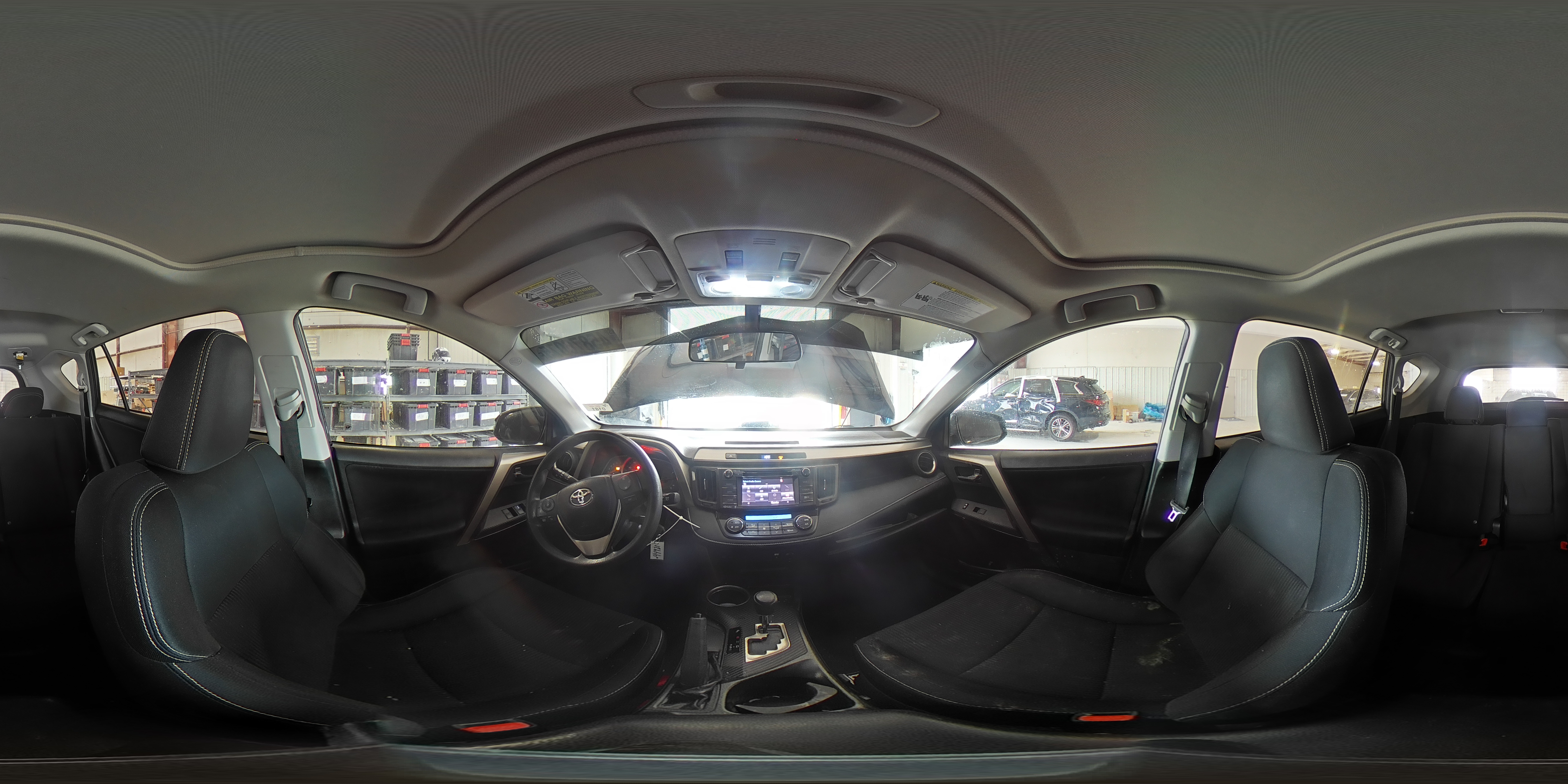 2015 Toyota RAV 4 - Image 14