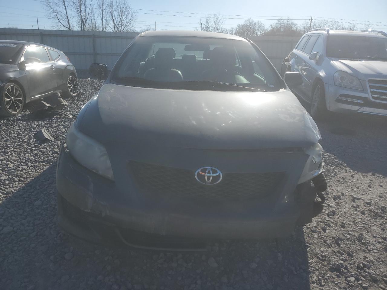 2010 Toyota Corolla - Image 5
