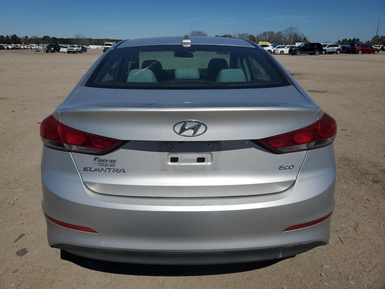 2017 Hyundai Elantra - Image 6