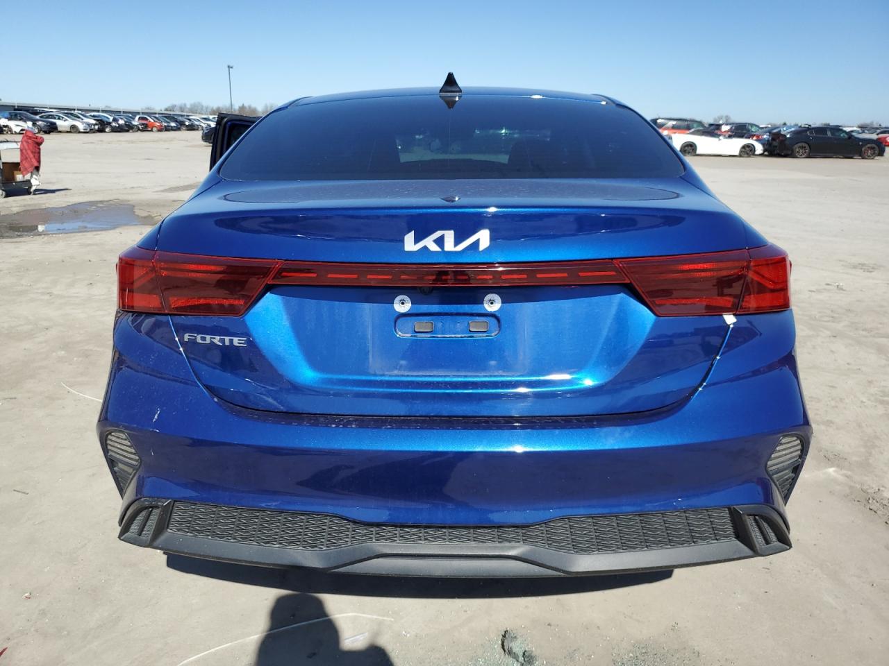 2023 Kia Forte - Image 6