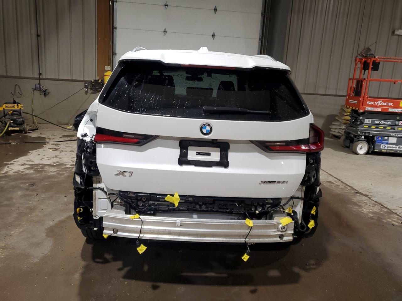2024 BMW X1 - Image 6