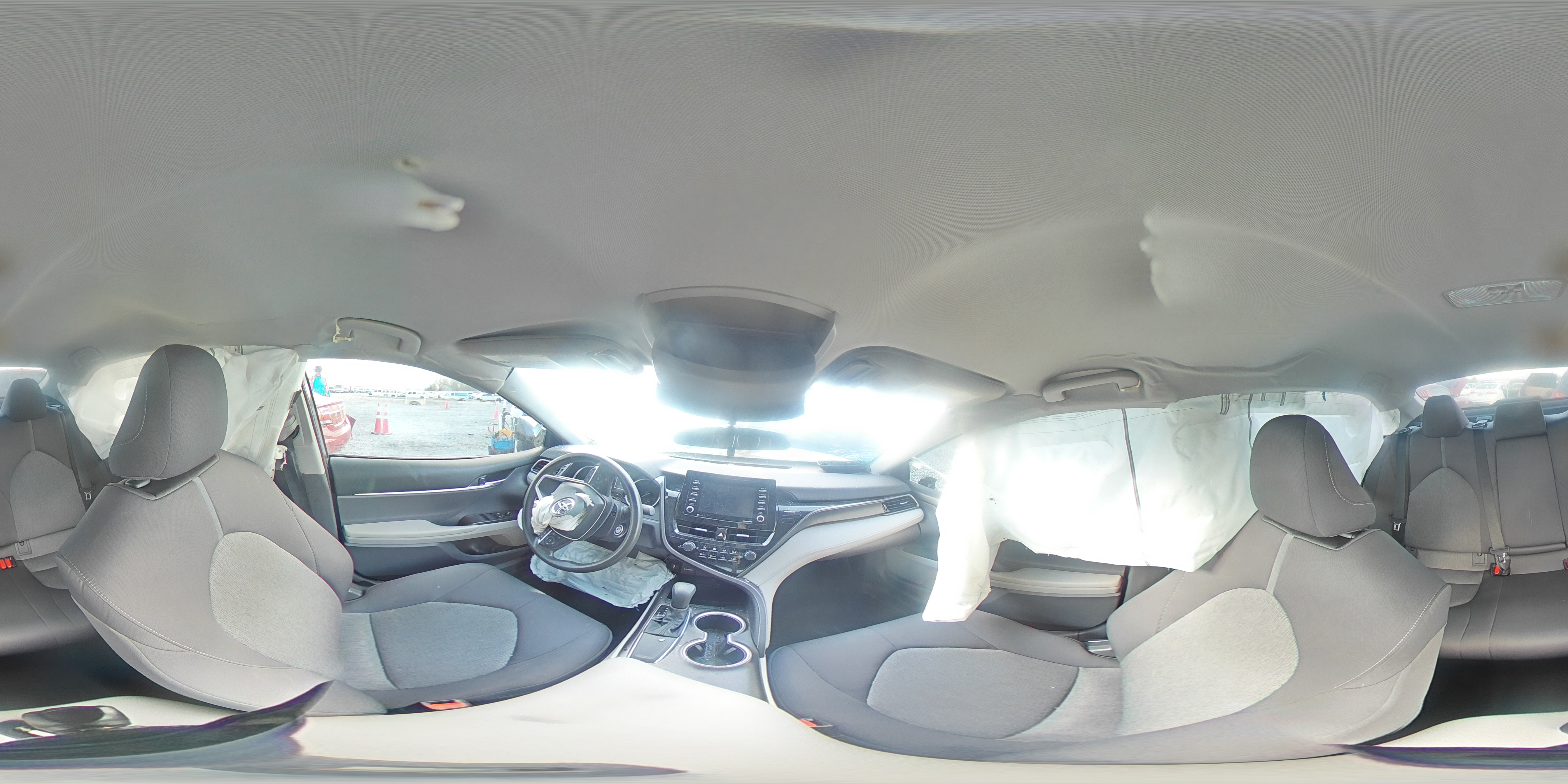 2021 Toyota Camry - Image 13