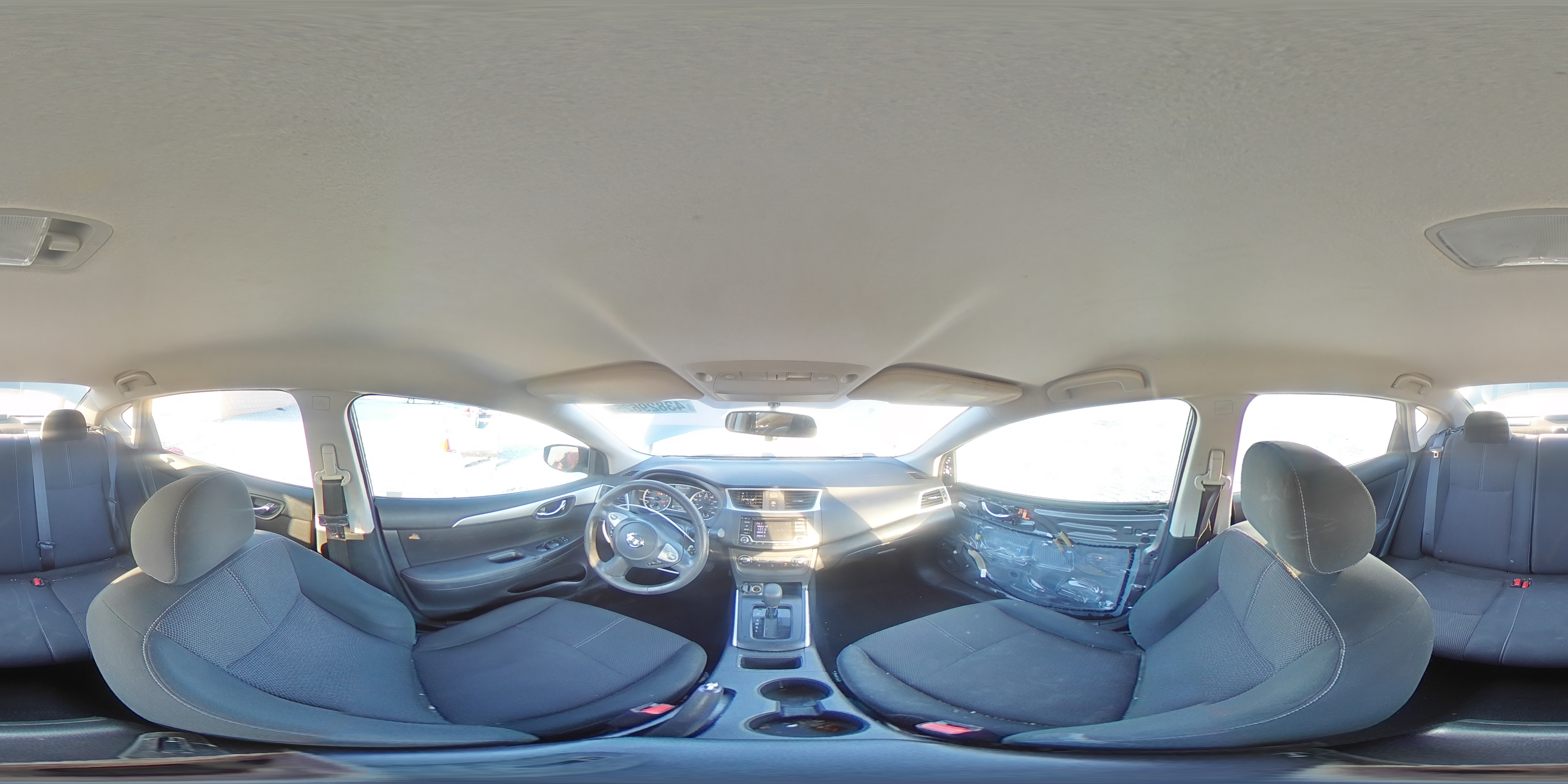 2018 Nissan Sentra - Image 13