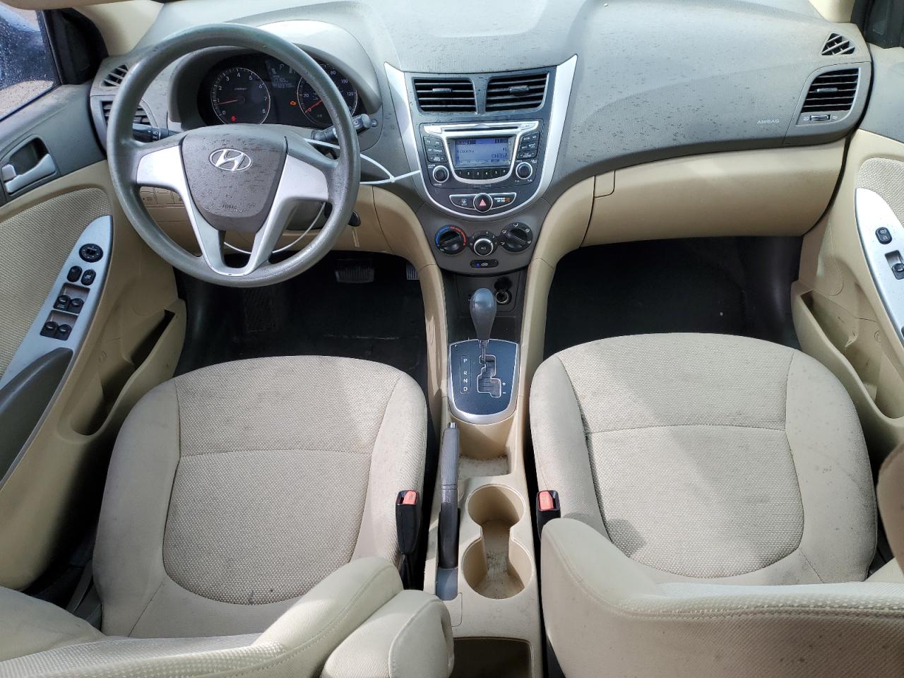 2013 Hyundai Accent - Image 8