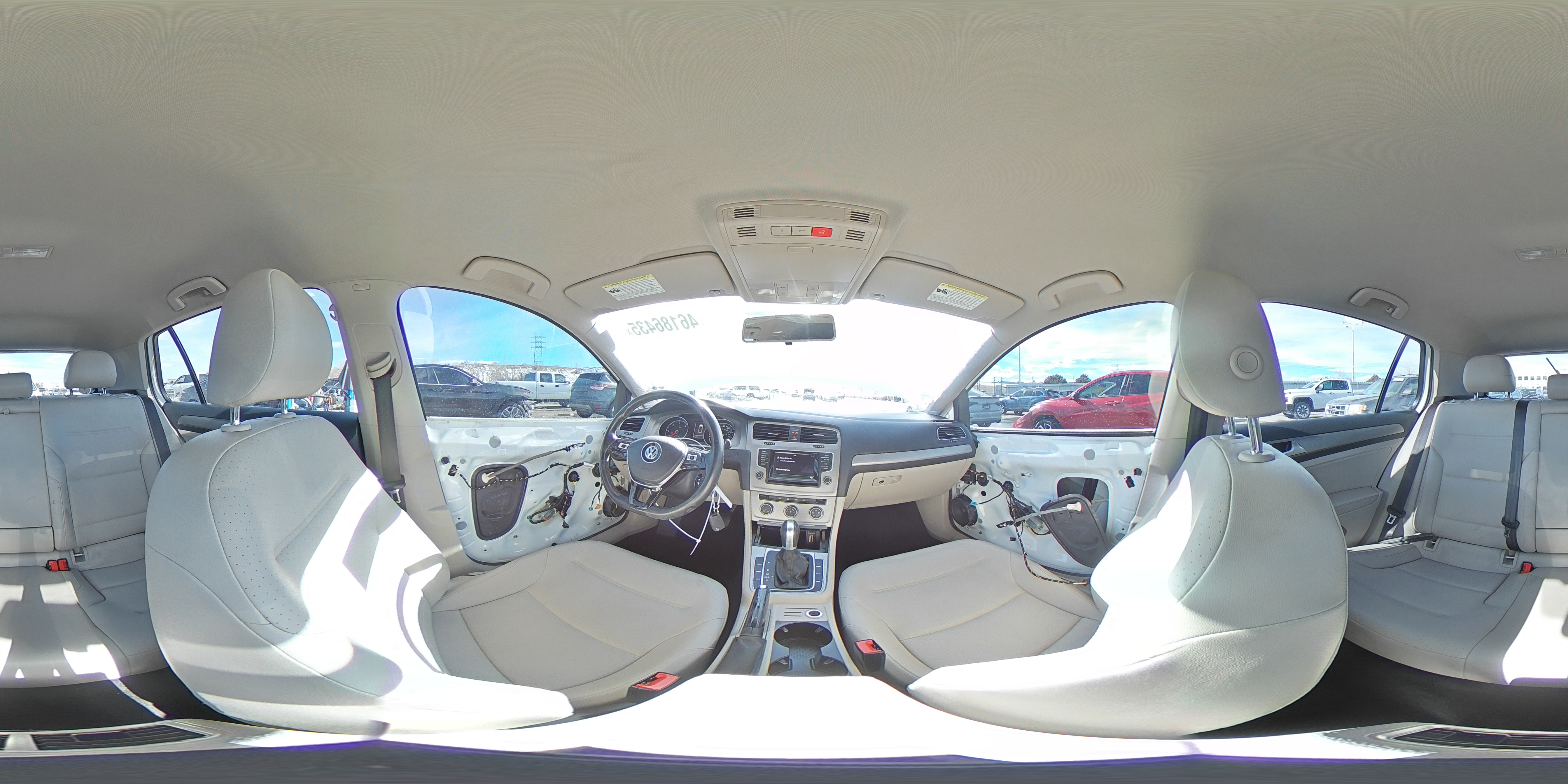 2015 Volkswagen Golf - Image 15