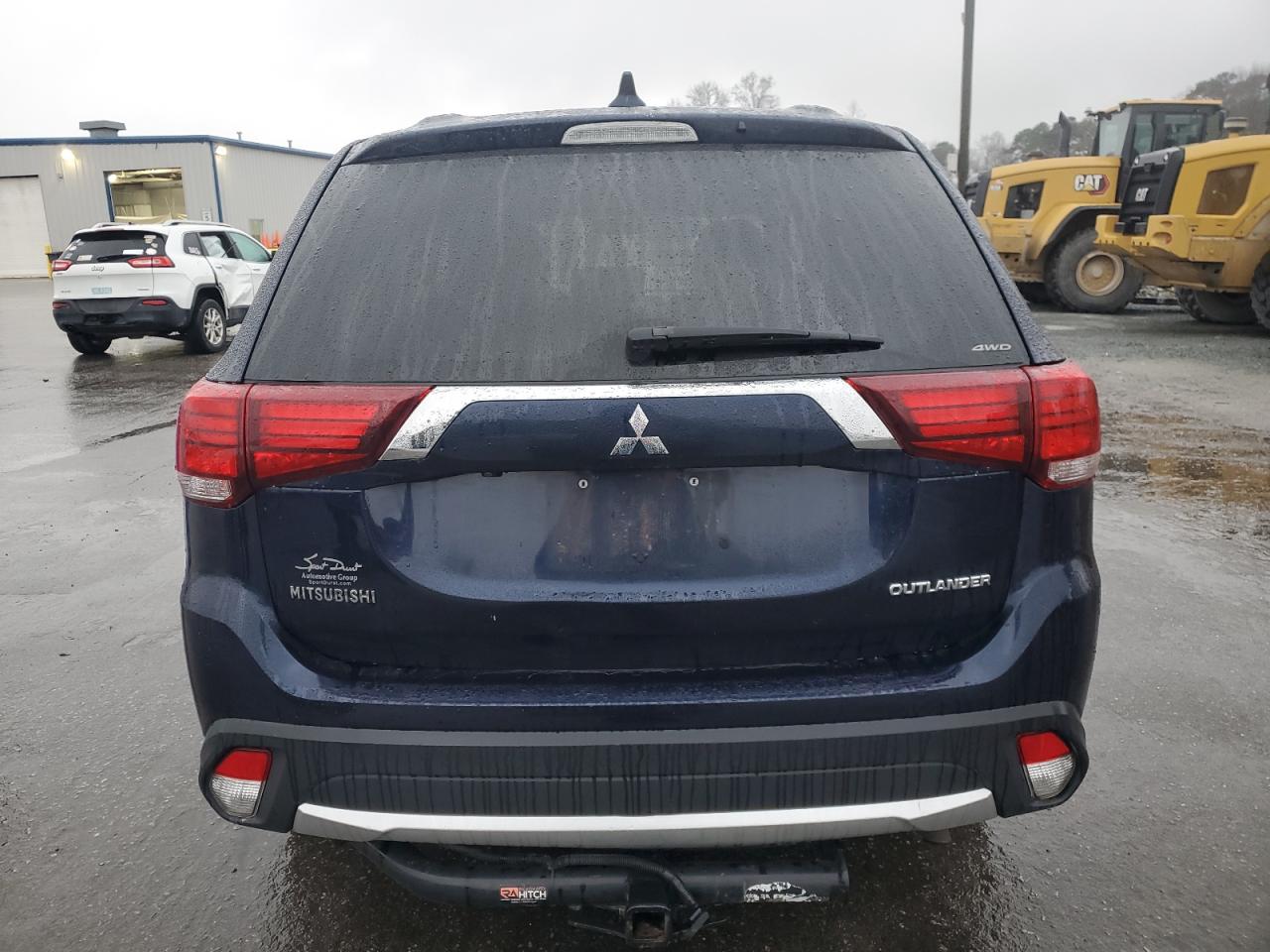 2018 Mitsubishi Outlander - Image 6
