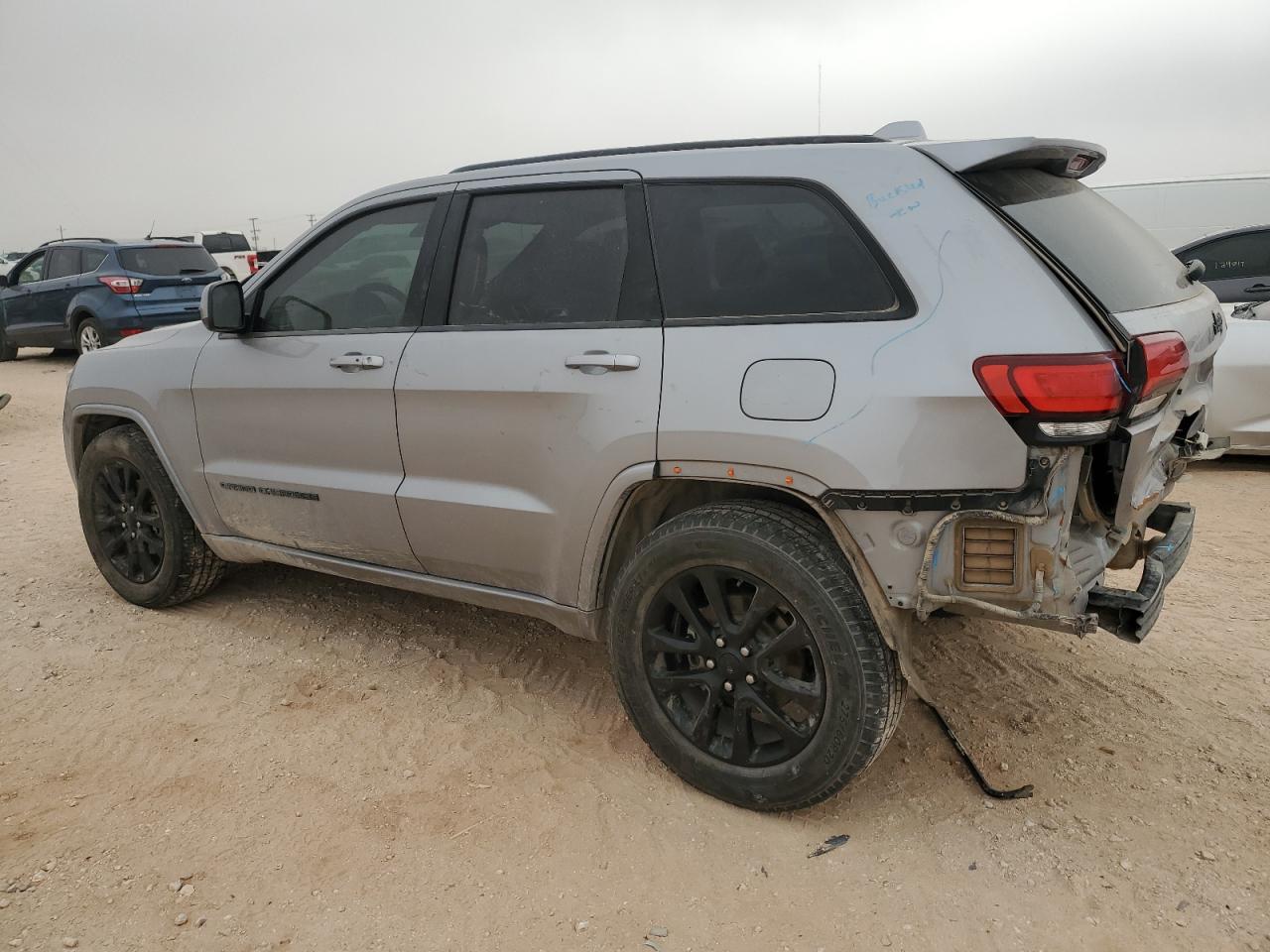 2020 Jeep Grand Cherokee - Image 2