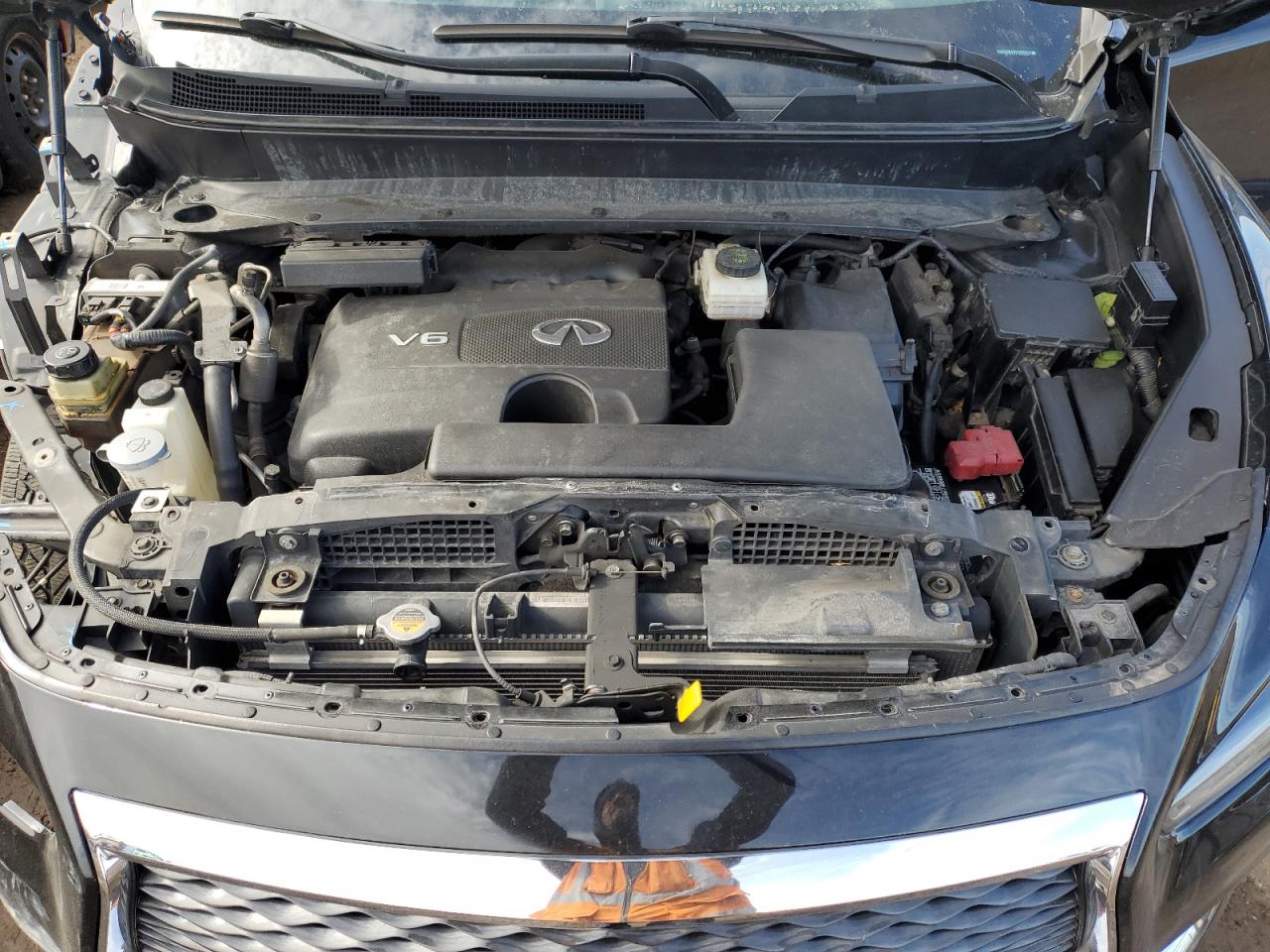 2018 Infiniti QX60 - Image 12