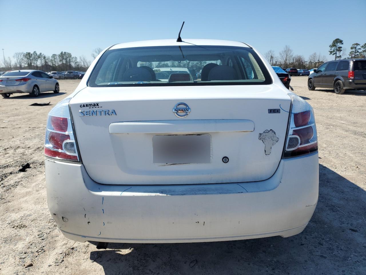 2009 Nissan Sentra - Image 6