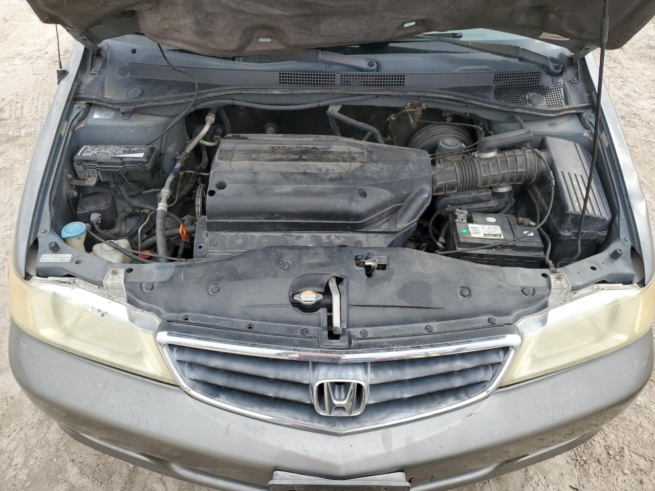 2002 Honda Odyssey - Image 12