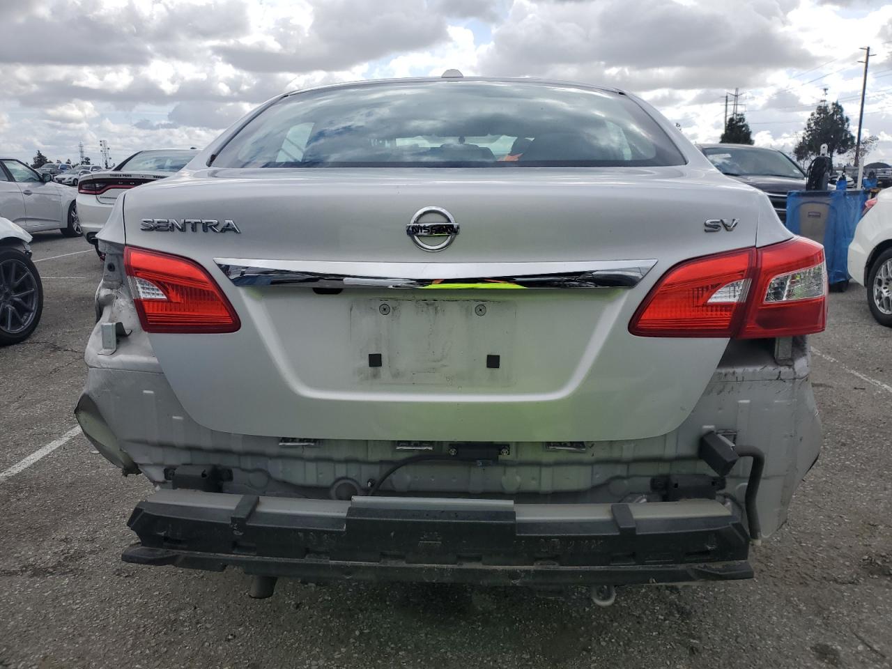 2016 Nissan Sentra - Image 6