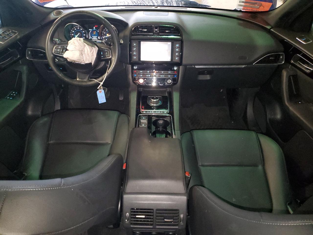 2018 Jaguar F-Pace - Image 8
